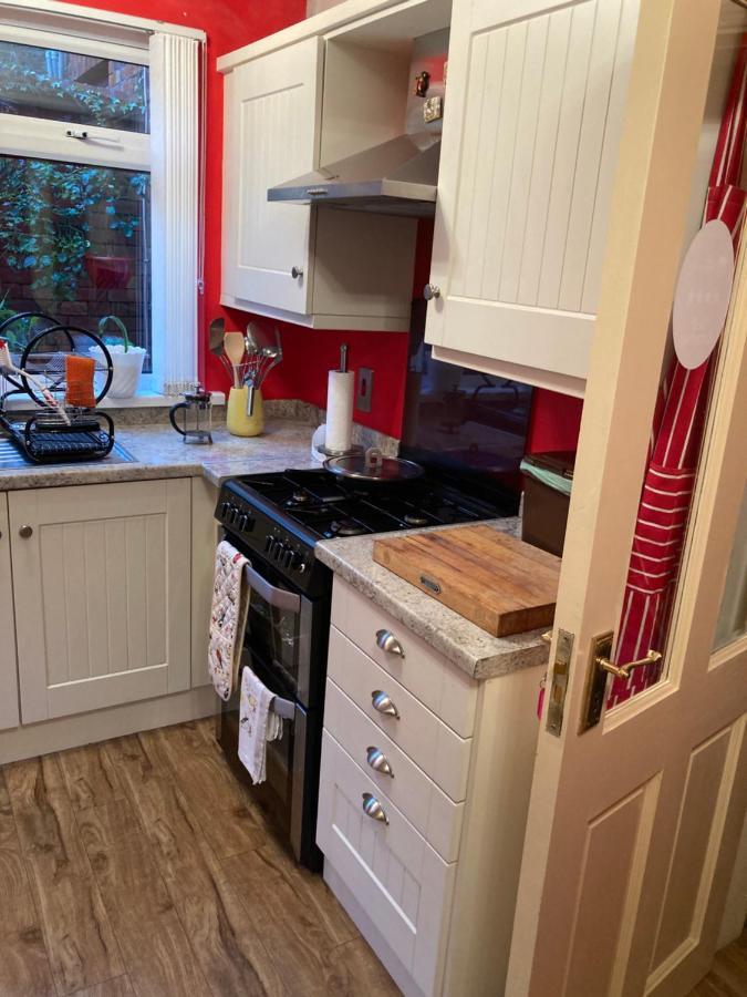 Mountroyal Victorian Studio Self Catering Apartment 3 بلفاست المظهر الخارجي الصورة