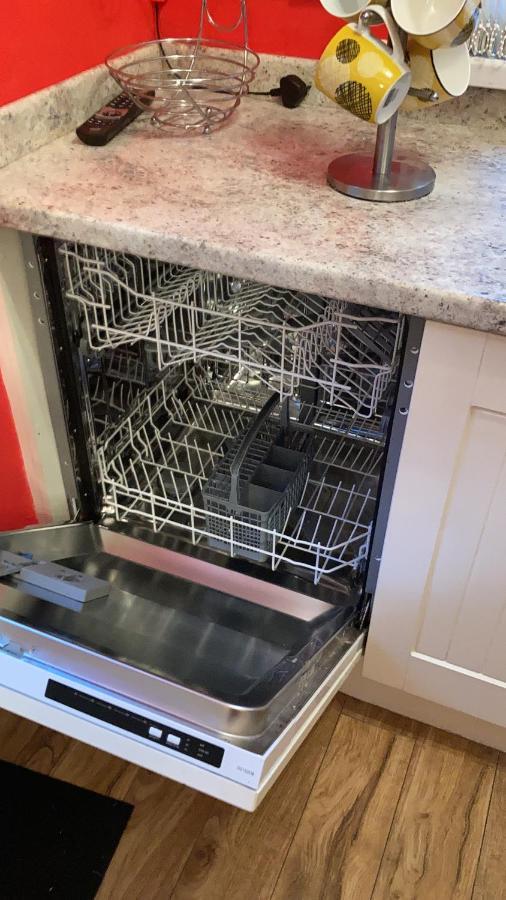 Mountroyal Victorian Studio Self Catering Apartment 3 بلفاست المظهر الخارجي الصورة
