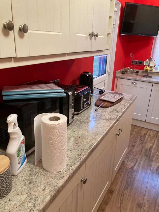 Mountroyal Victorian Studio Self Catering Apartment 3 بلفاست المظهر الخارجي الصورة