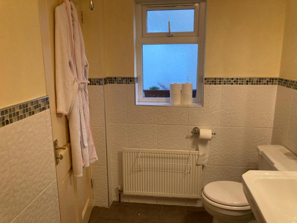Mountroyal Victorian Studio Self Catering Apartment 3 بلفاست المظهر الخارجي الصورة