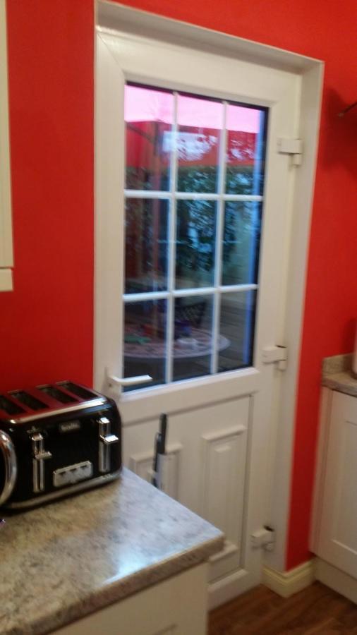 Mountroyal Victorian Studio Self Catering Apartment 3 بلفاست المظهر الخارجي الصورة